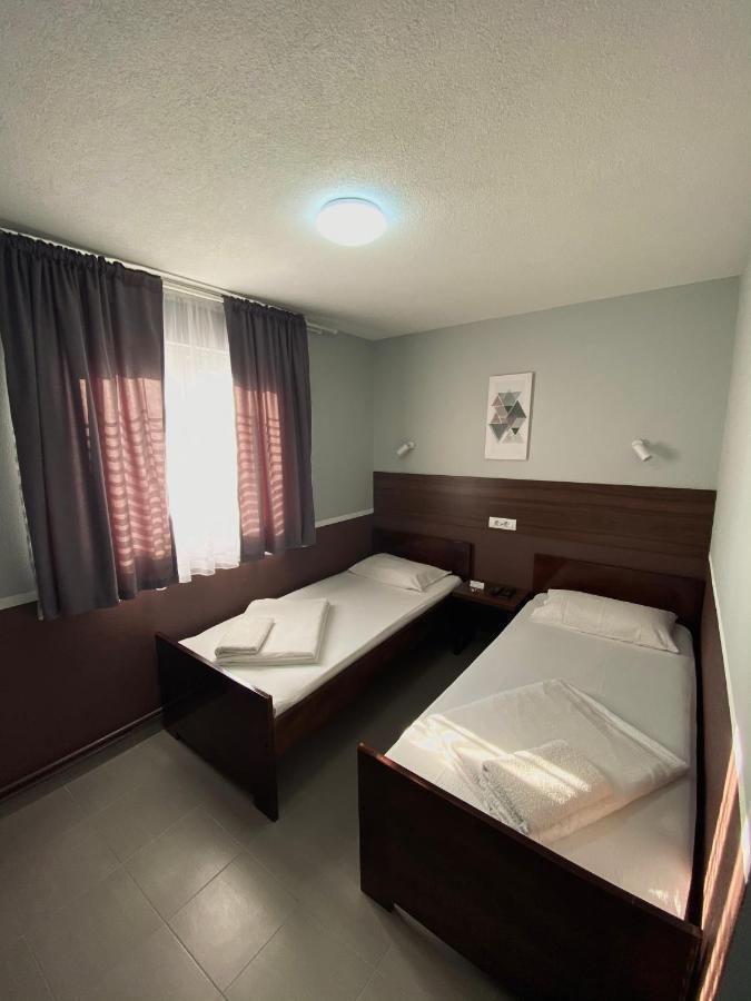 Hotel Djerdan クラリエボ エクステリア 写真