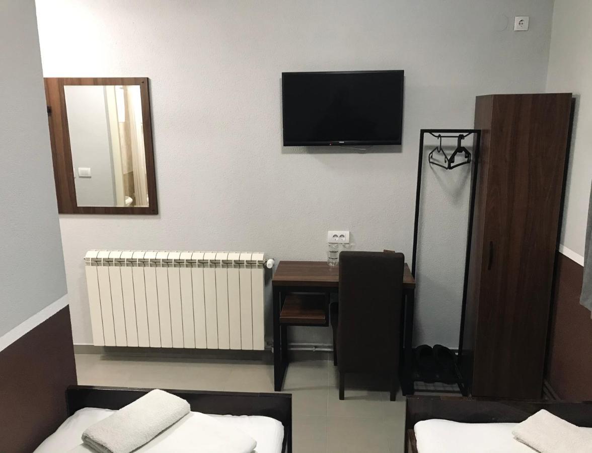 Hotel Djerdan クラリエボ エクステリア 写真