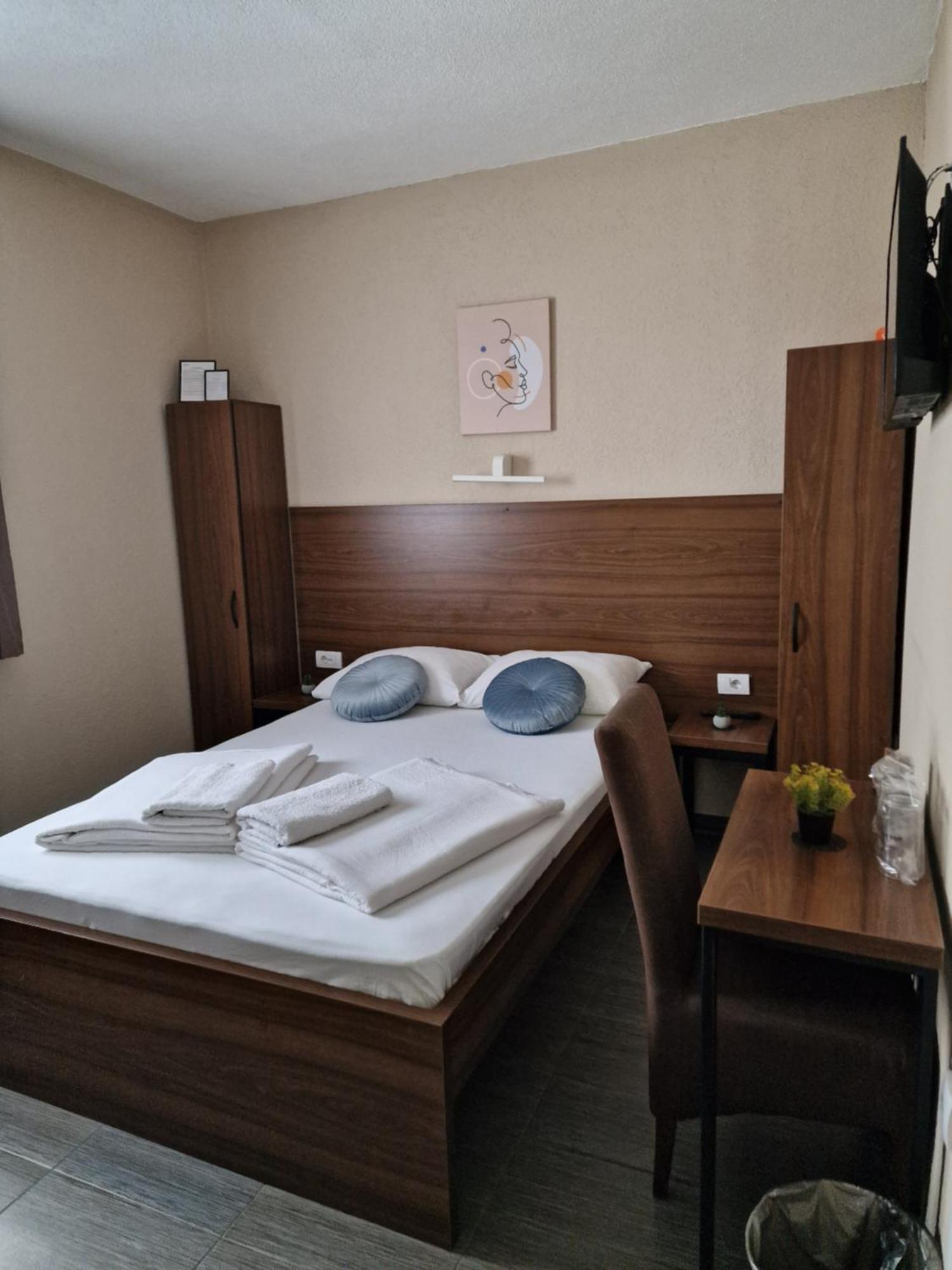 Hotel Djerdan クラリエボ エクステリア 写真